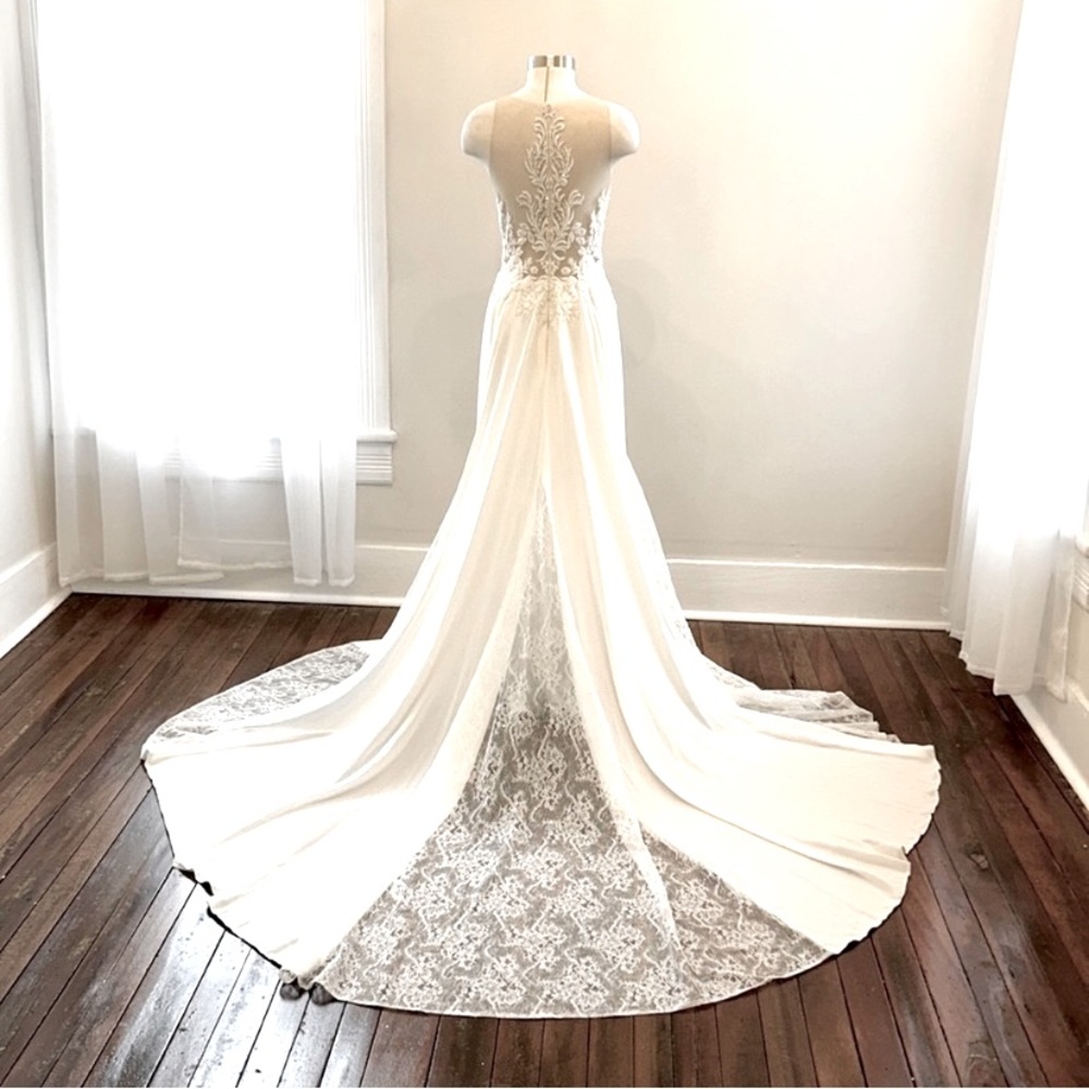Allure Bridal Wedding Dress, style 2510, NWOT